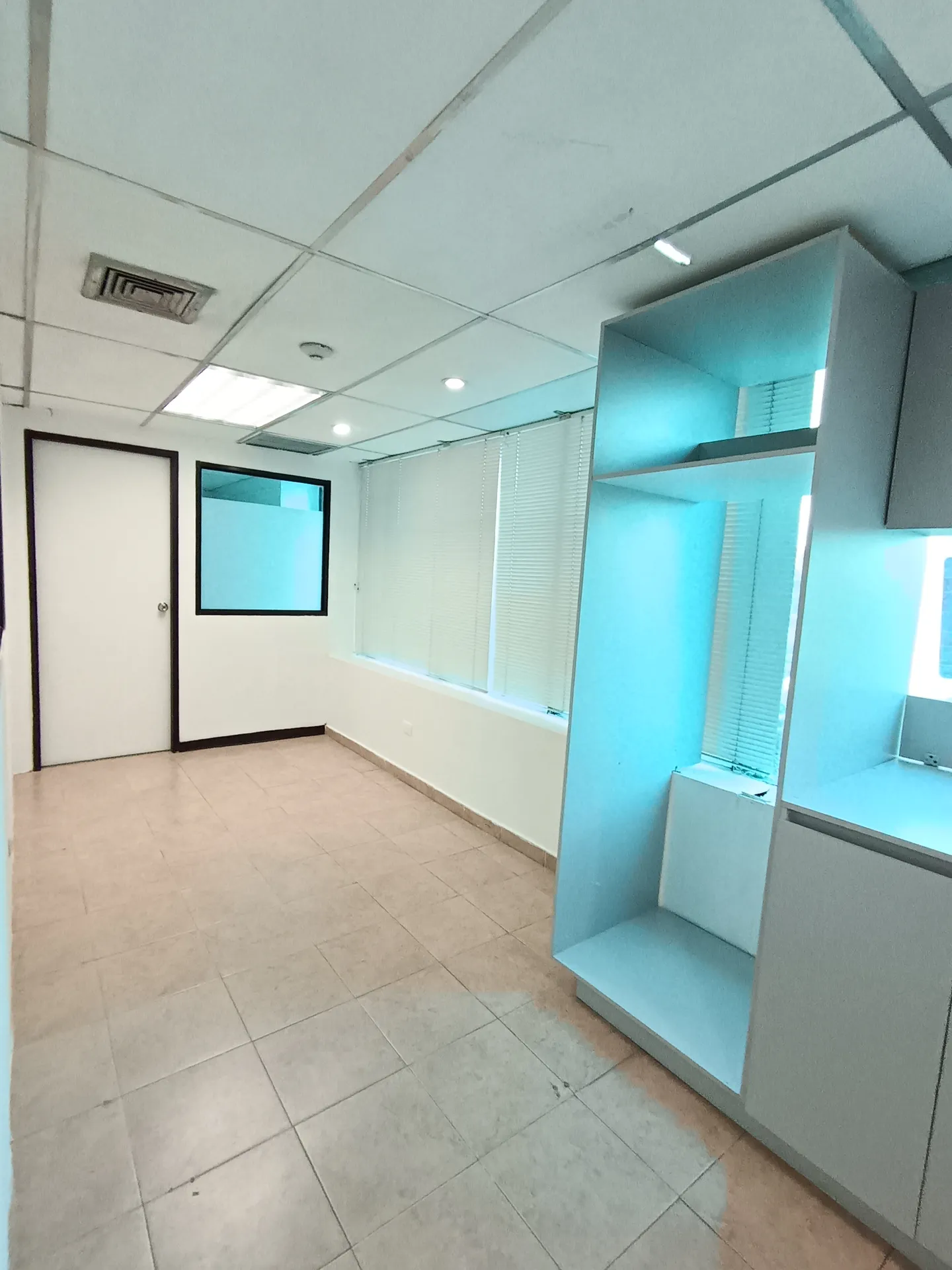 Oficina en el Centro Empresarial Caracas (Torre Inter) — foto 6